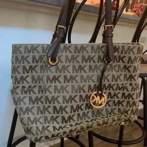 New Michael Kors purse